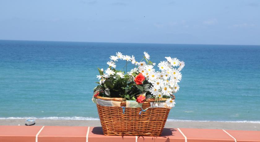 Vacanze al Mare Patrizia's Sweet Home Terme Vigliatore Kamer foto