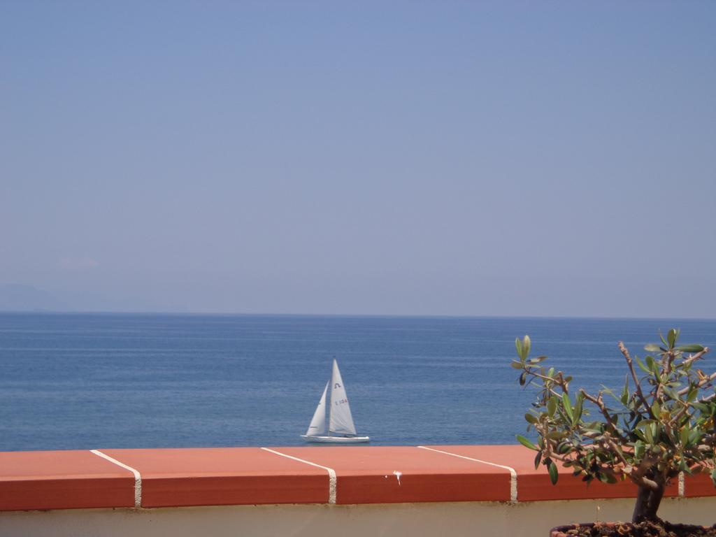 Vacanze al Mare Patrizia's Sweet Home Terme Vigliatore Buitenkant foto